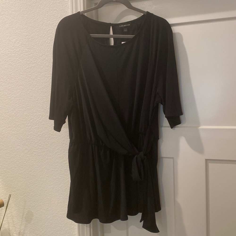 Lane Bryant Black crossover peplum top size     14/16. New with tags.